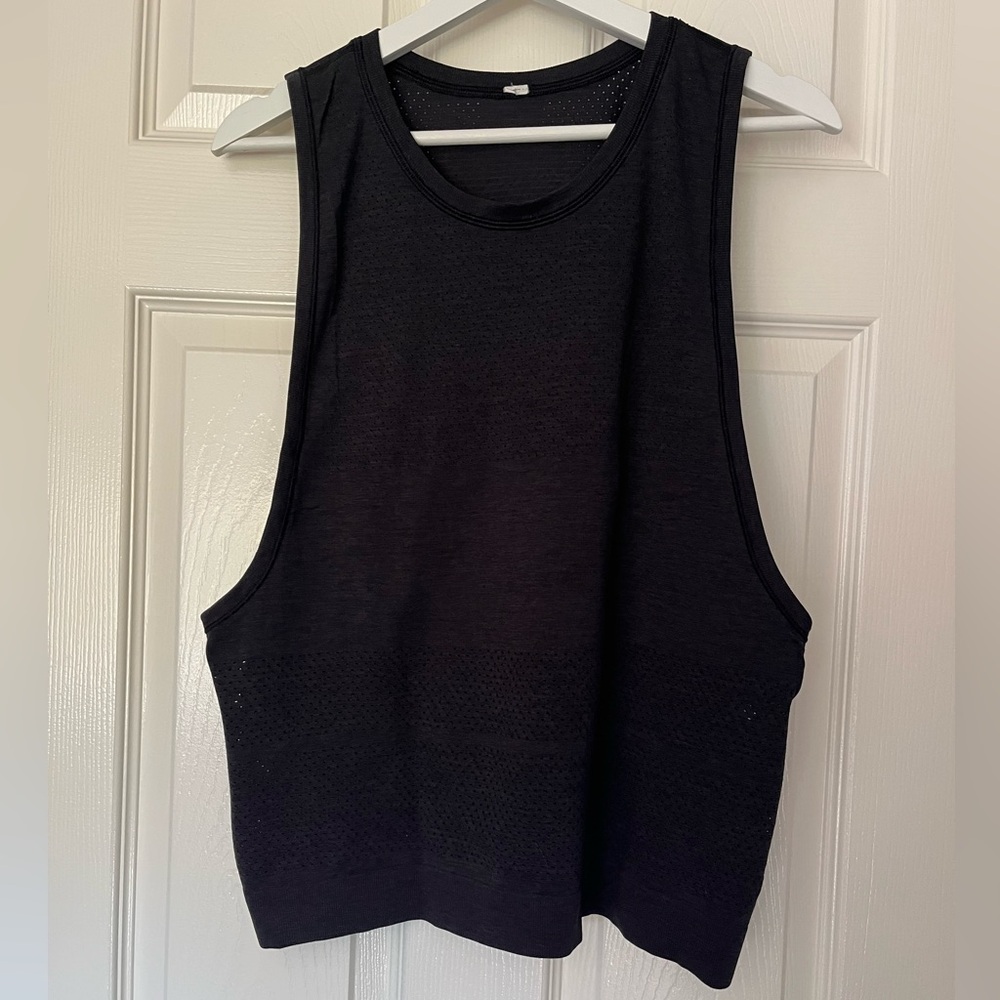 Lululemon breeze muscle tank - size 8